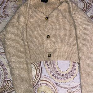 Forever 21 crop crotchet top